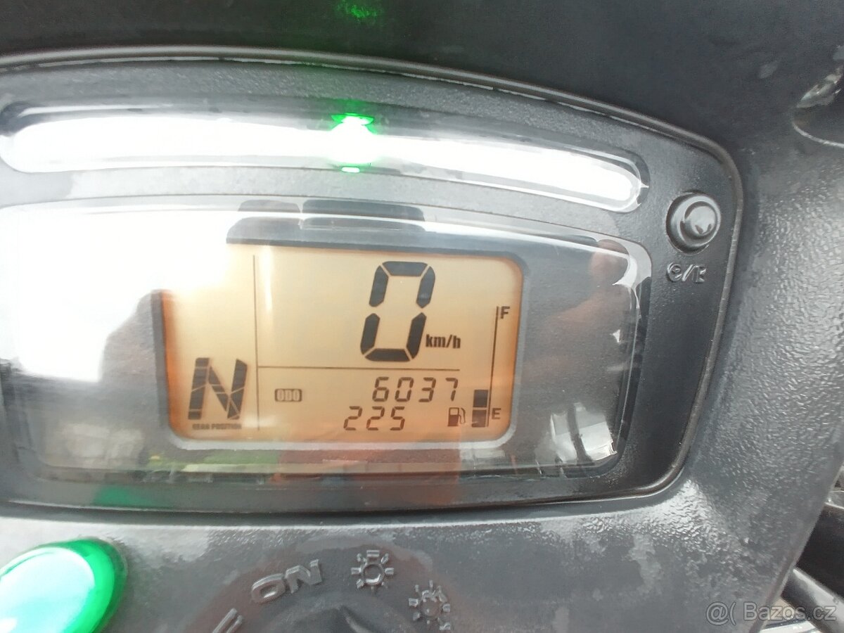 Suzuki kingquad 700