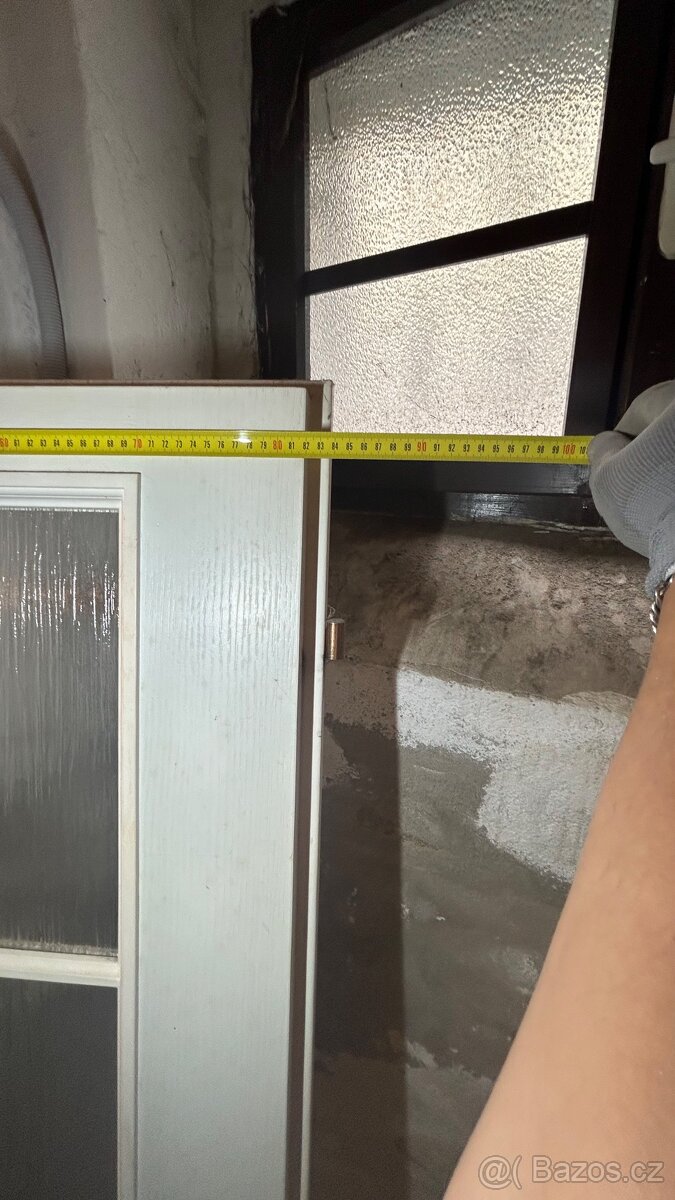 Prosklené interiérové dveře s kováním na levé straně - 3