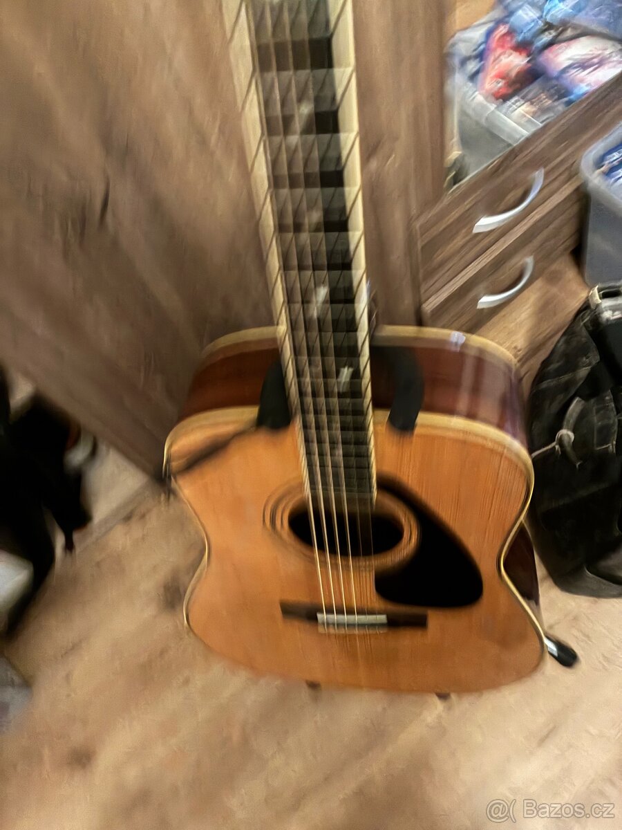 YAMAHA. L6. 1976 - 3