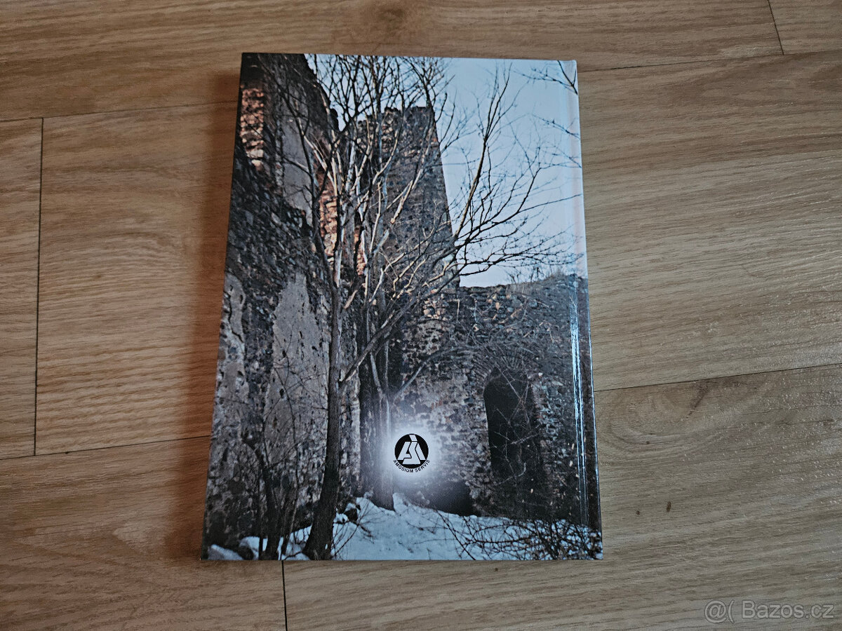 Kniha Labuť a kalich Jana Janusová - 3