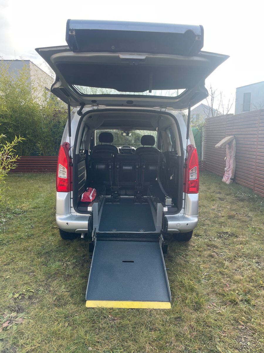 Citroën Berlingo: rampa pro vozíčkáře - 3