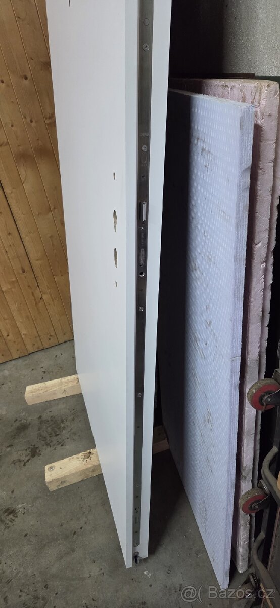 Bezpečnostní a protipožární dveře - 3