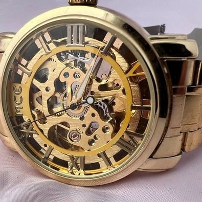 luxusně vypadající hodinky MCE - 3