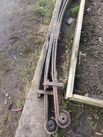 Listova pera IVECO CARGO - 3