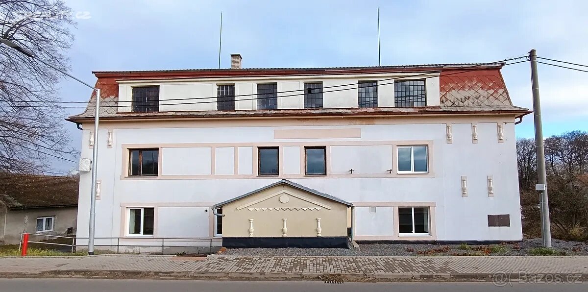 Prodej velkého domů podlažice. - 3