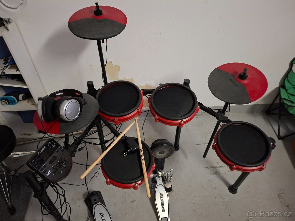 Elektronické bicí Alesis - 3