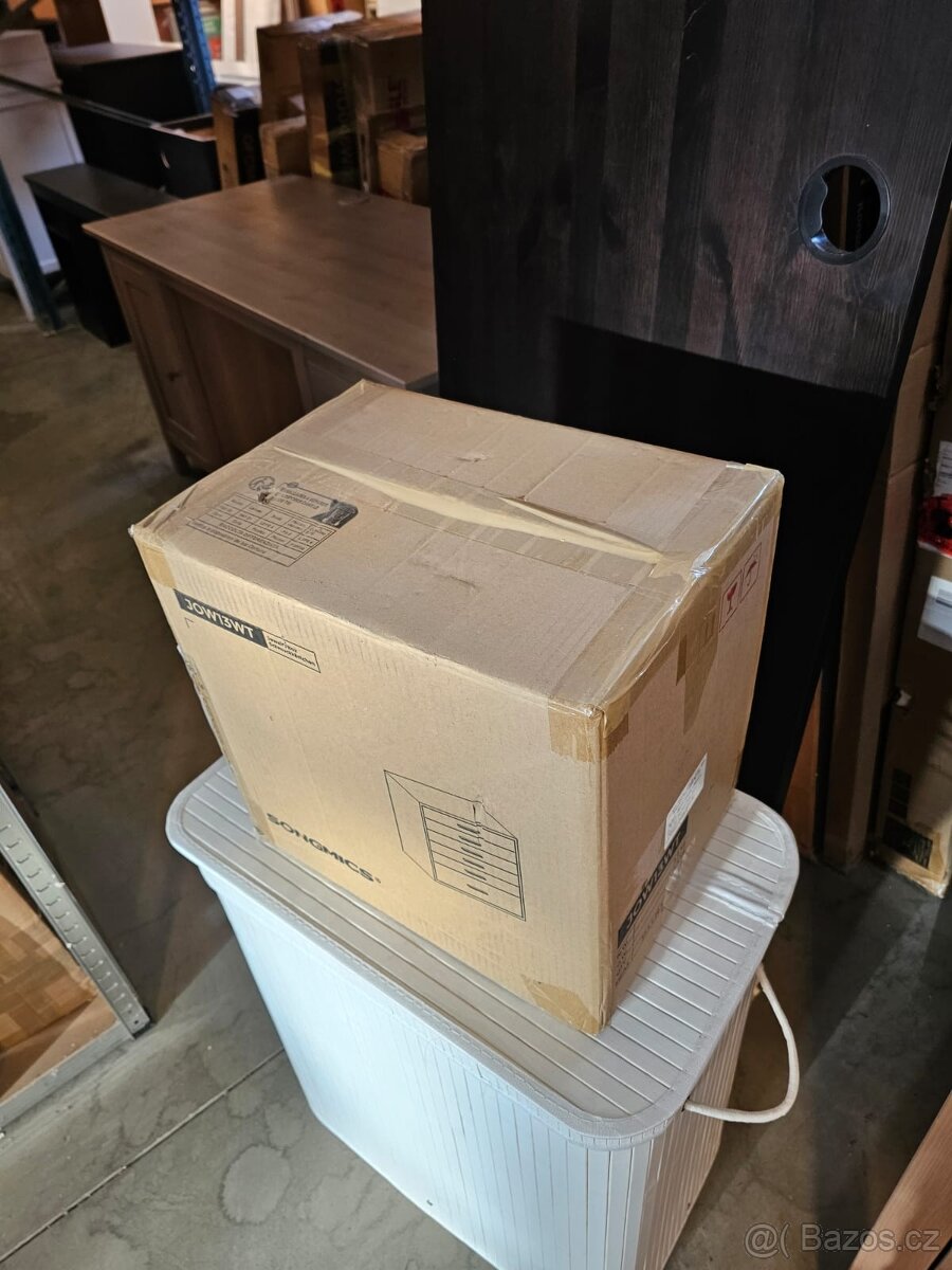 NOVÁ ŠPERKOVNICE - 3