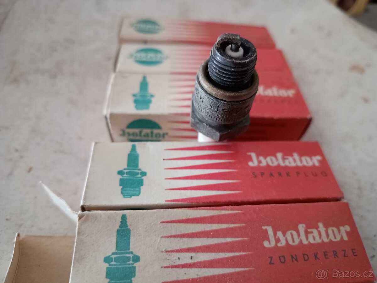 Svíčky Izolator M14-260, Trabant, nepoužité - 3