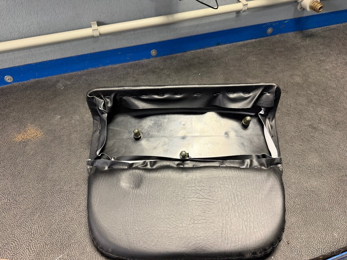 Opěrka kufru Harley Davidson Touring - 3