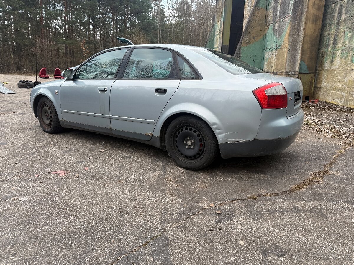 Audi A4 B6 1,9 74kw ND nebo zbytek celku - 3
