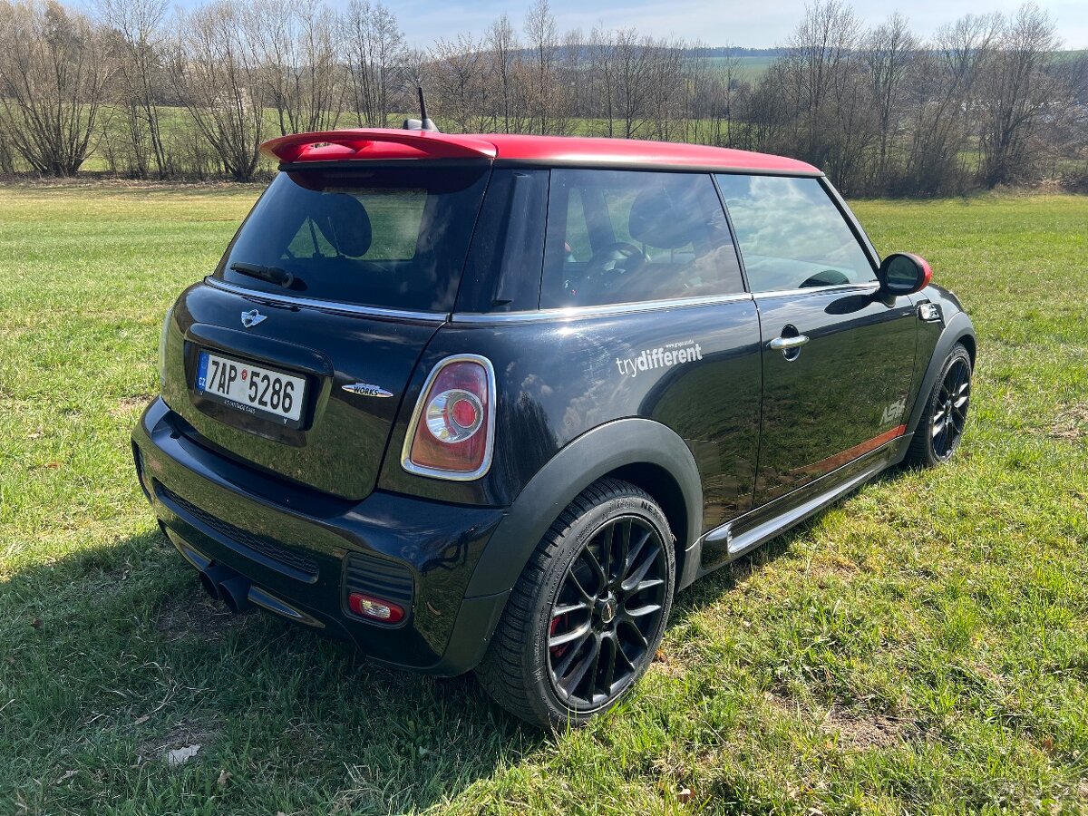Mini Cooper John Cooper Works - 3