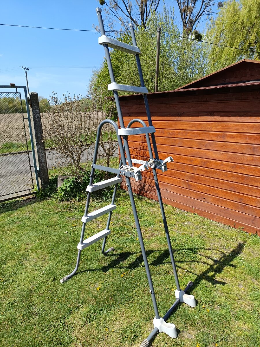 Bazénové schůdky - 3