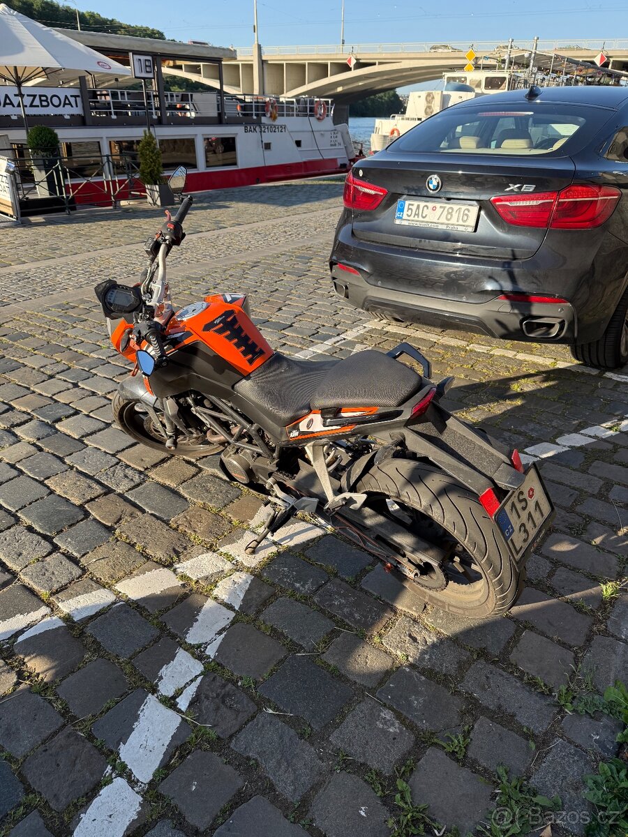 KTM Duke 125 (r. 2011) + laděný výfuk Arrow