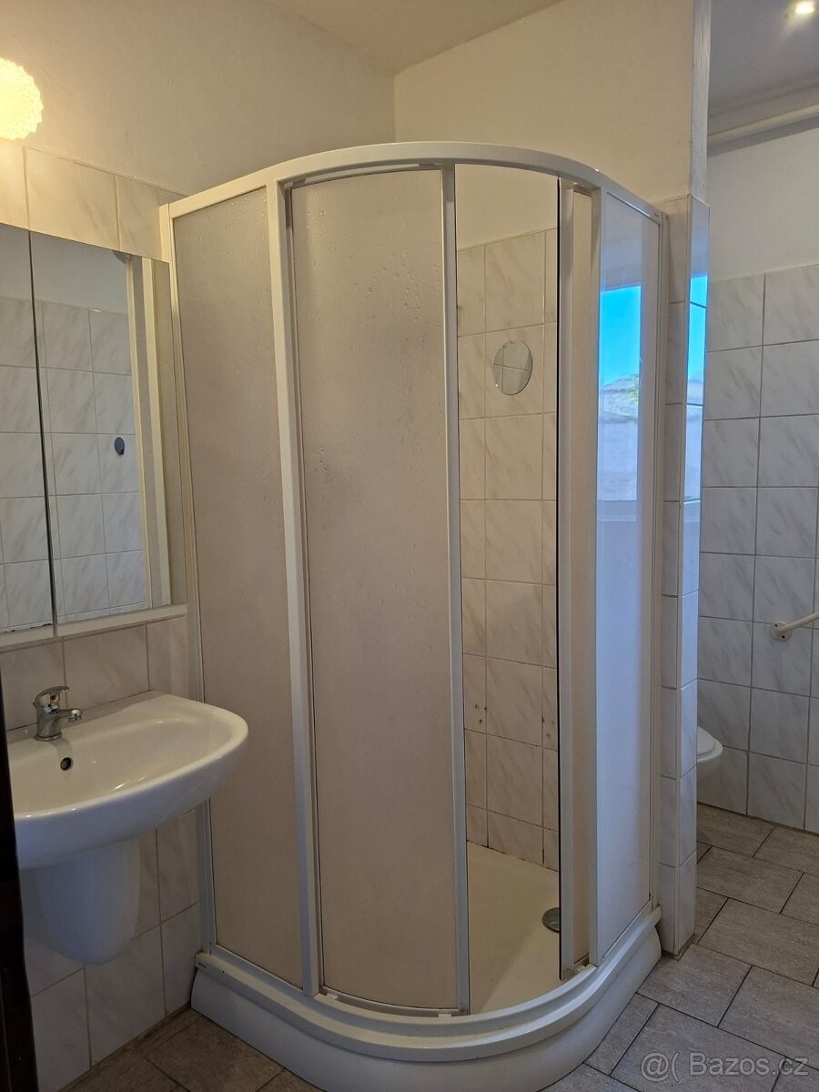 Pronájem pěkného bytu 1+1(velký jako 2+1) v Turnově - 3