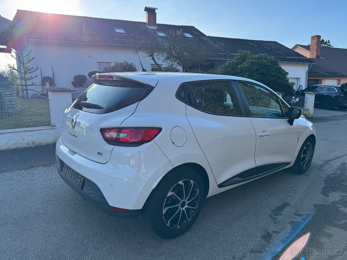 Renault Clio 1.5 dCi, servisovano, navigace - 3