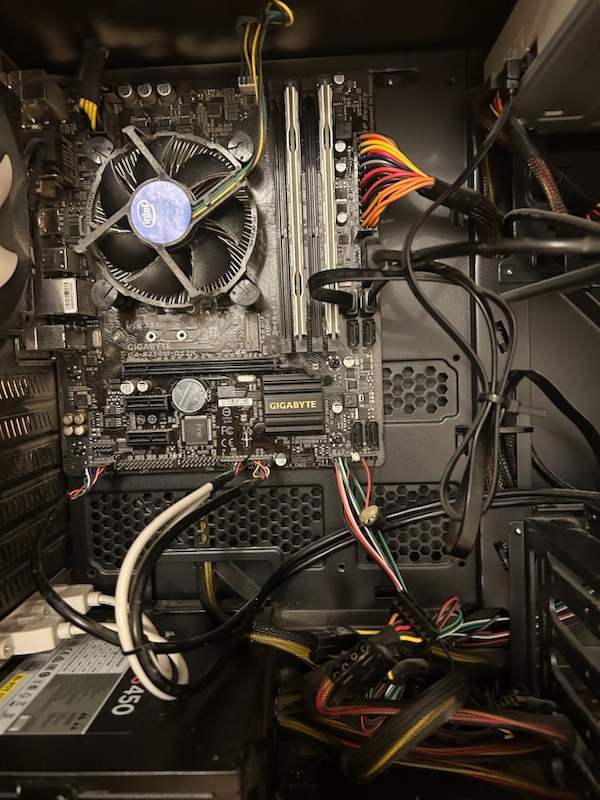 PC čtyřjádrové i5 3,5GHz, 16GB RAM, 256GB disk SSD - 3