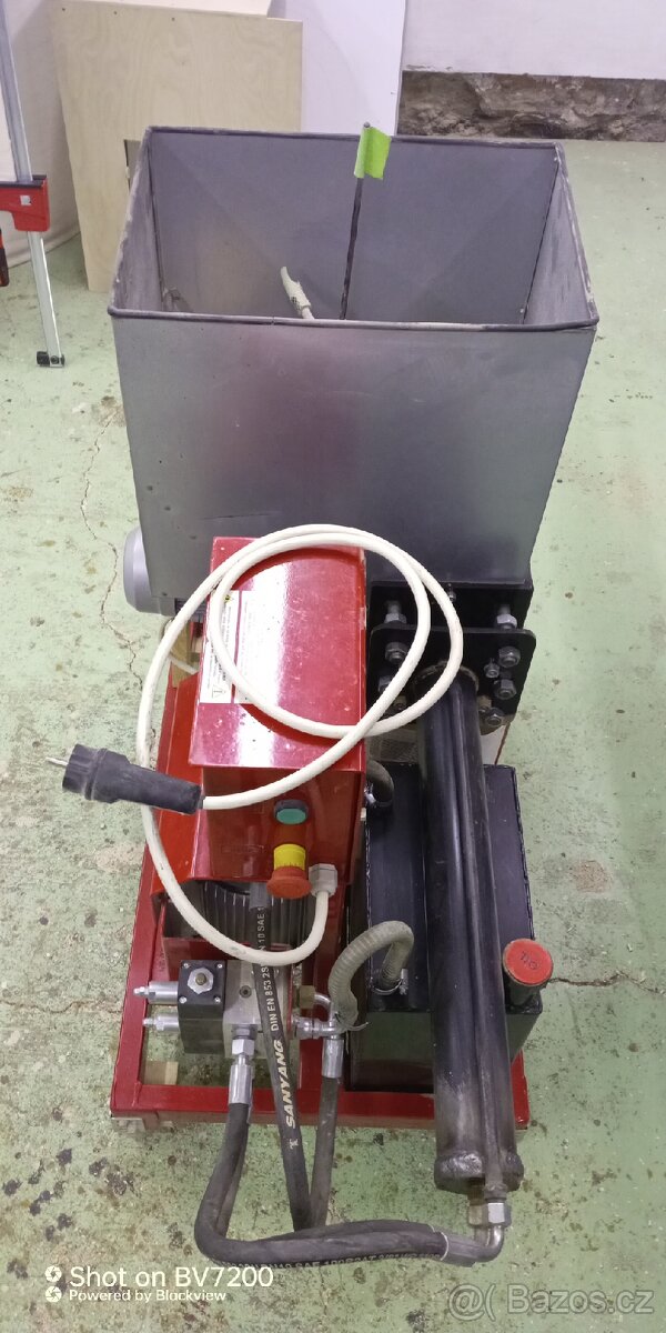Prodám briketovací lis. - 3