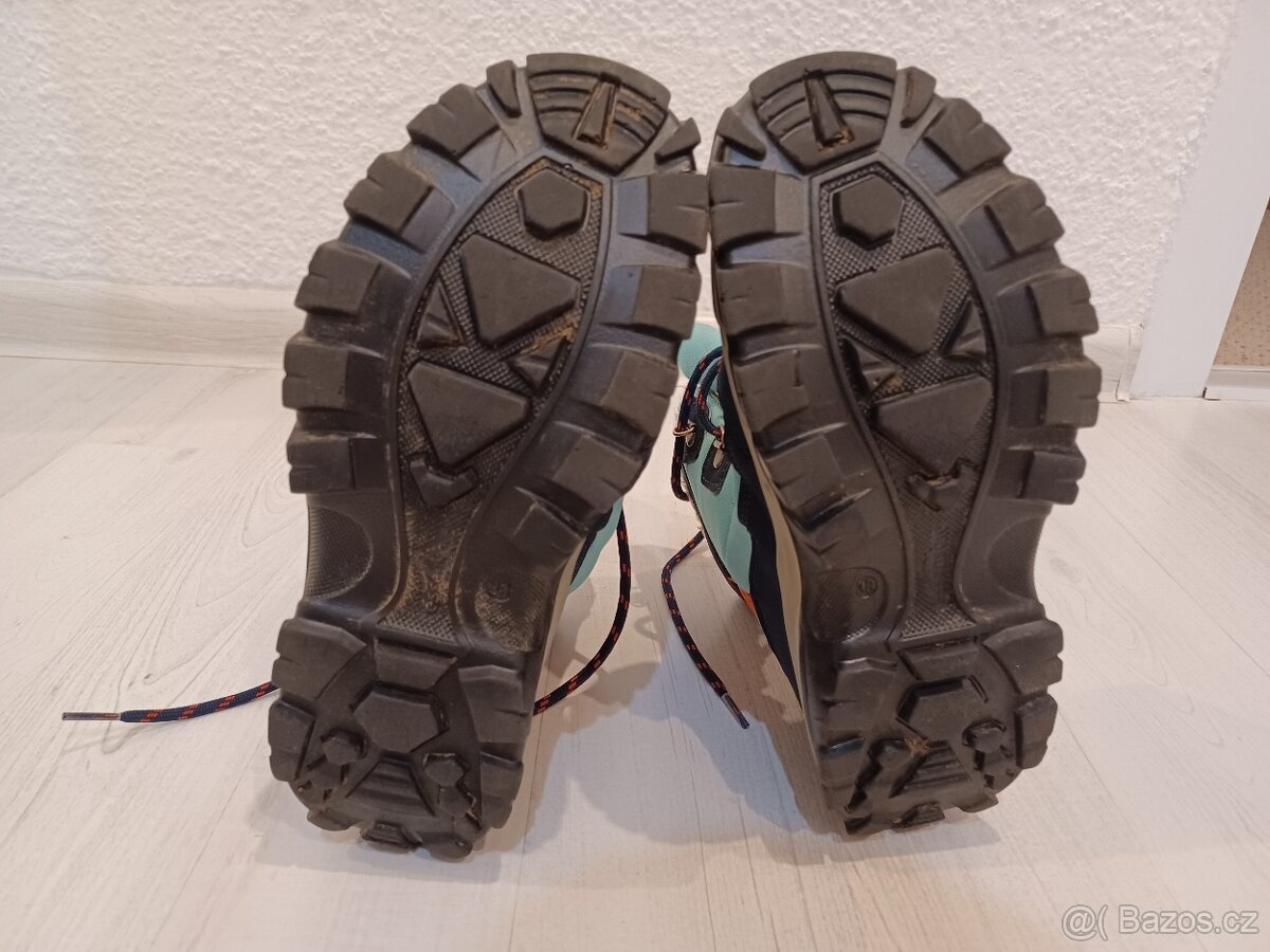 Dětská nepromokavá zateplená obuv zn. Quechua, vel. 38 - 3