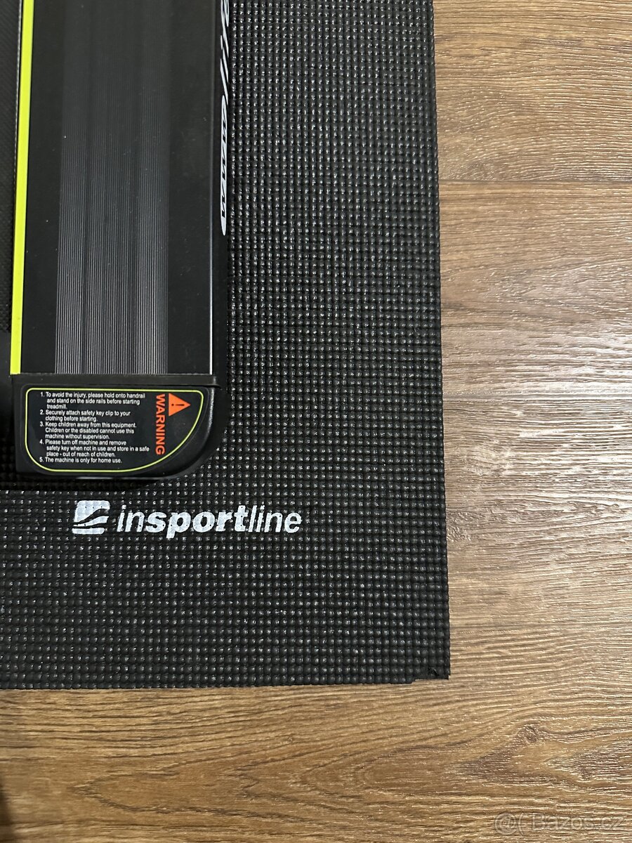 Běžecký pás včetně podložky - 3