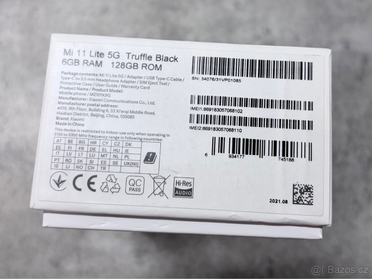 - Xiaomi 11 Lite 5G 6GB/128GB - - 3