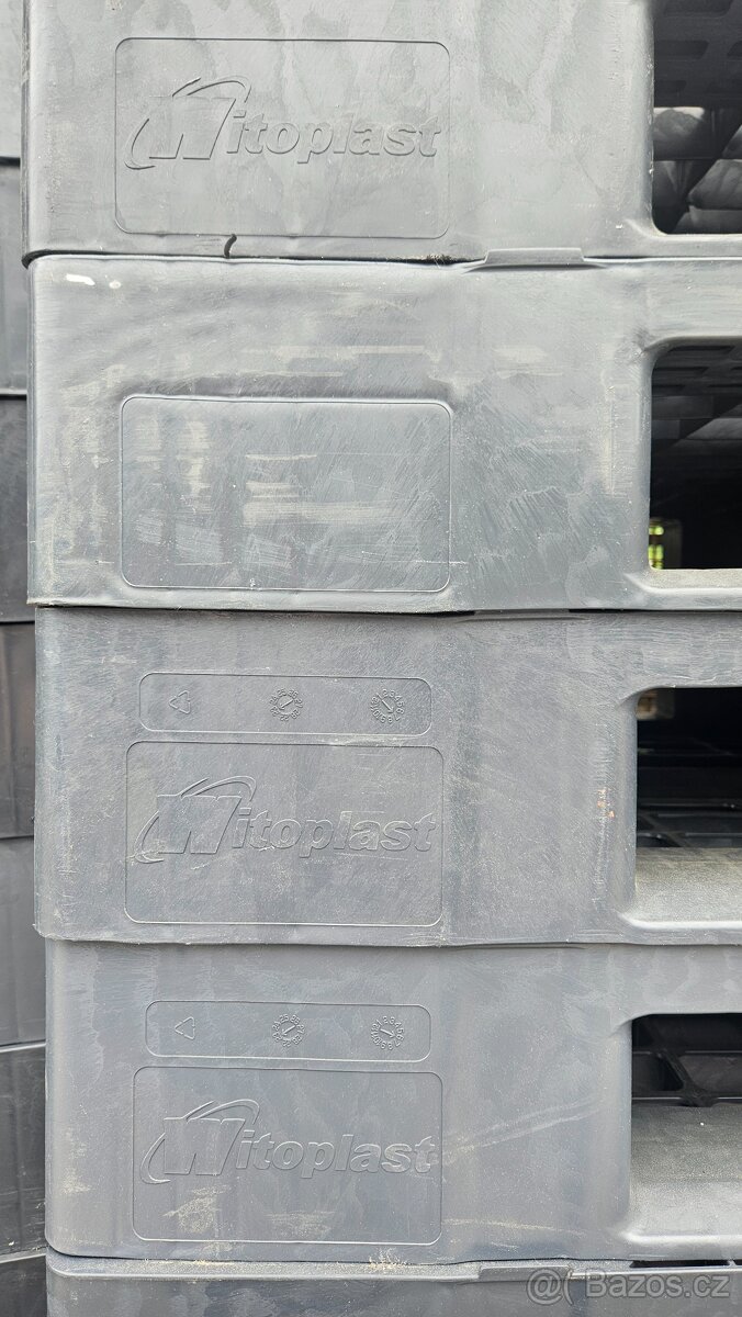 Plastové palety - 3