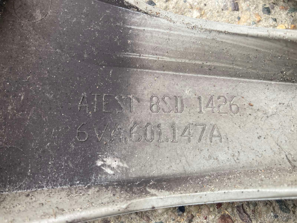 Originál poklice Škoda Calisto 15" - 1ks - 3