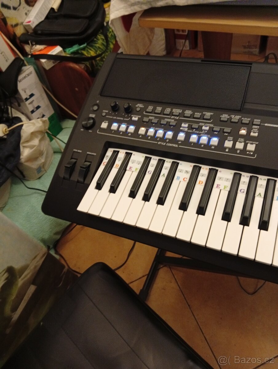 Yamaha psr sx 600 - 3