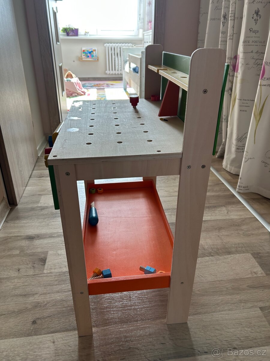 Dětský pracovní stolek - 3