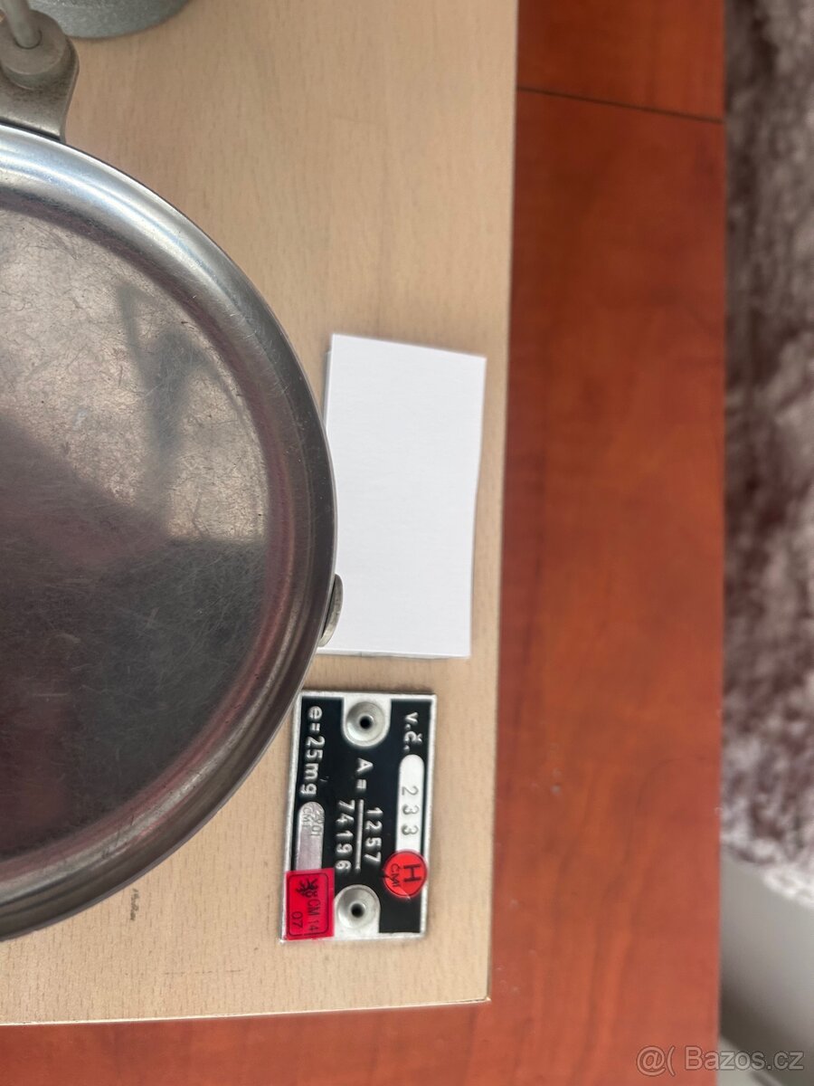 Laboratorní váhy - 3