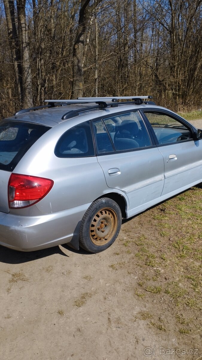 Kia Rio combi - 3