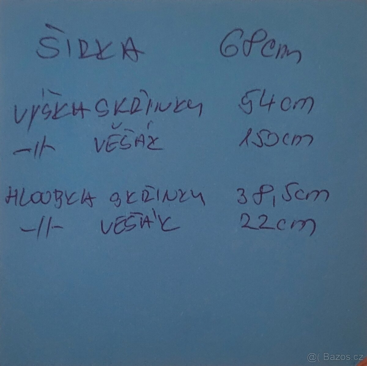 Věšák se skříňkou - 3