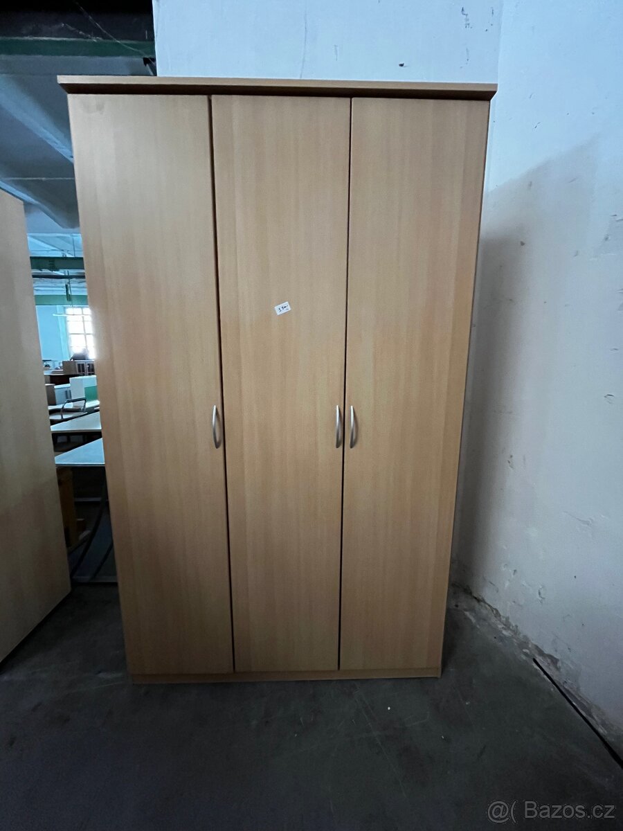 Skříň - 3