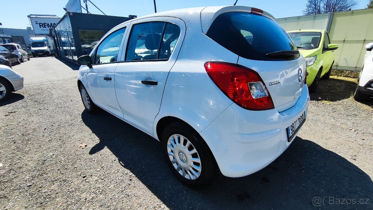 Opel Corsa, 1.2i klimatizace ČR - 3
