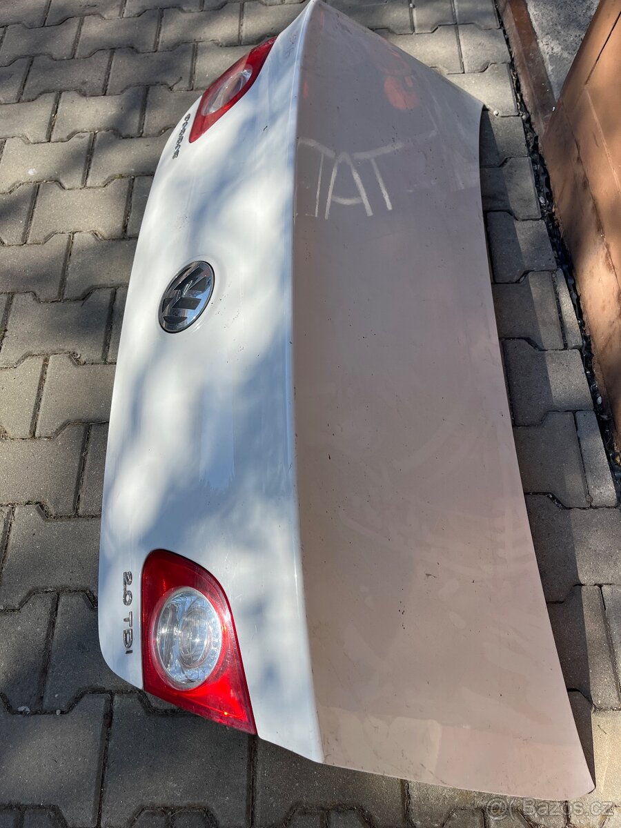 Passat B6 zadní víko barev LB9A - 3