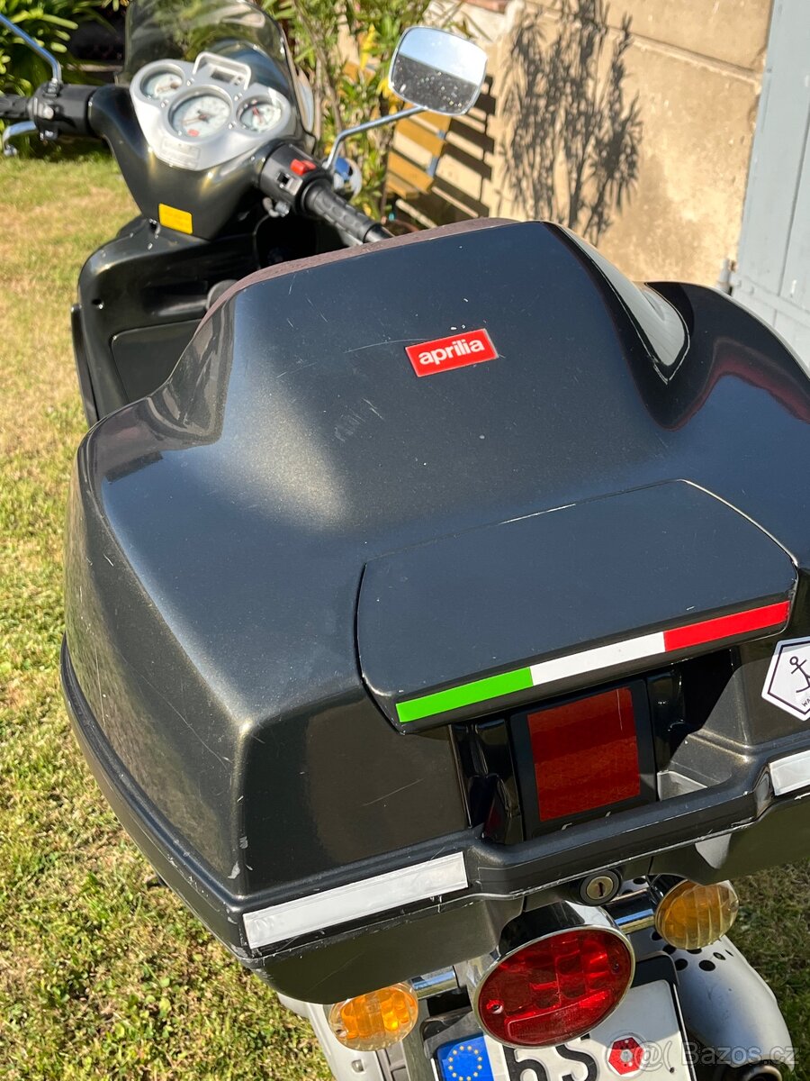 Prodám skútr Aprilia Scarabeo 150 - 3