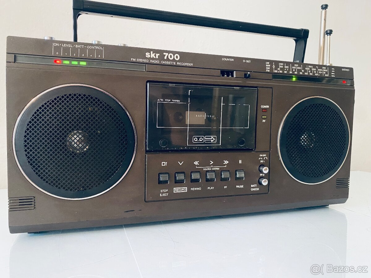Radiomagnetofon RFT SKR 700, rok 1987 - 3