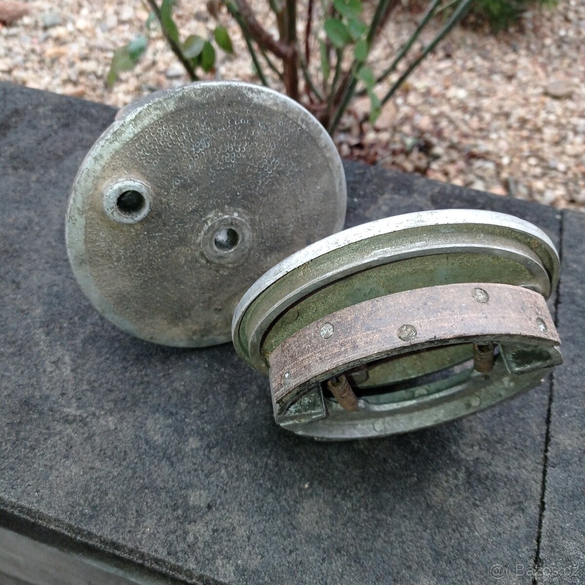 JAWA 50 Pionýr 05 20 21 23 Mustang štít brzda - 3