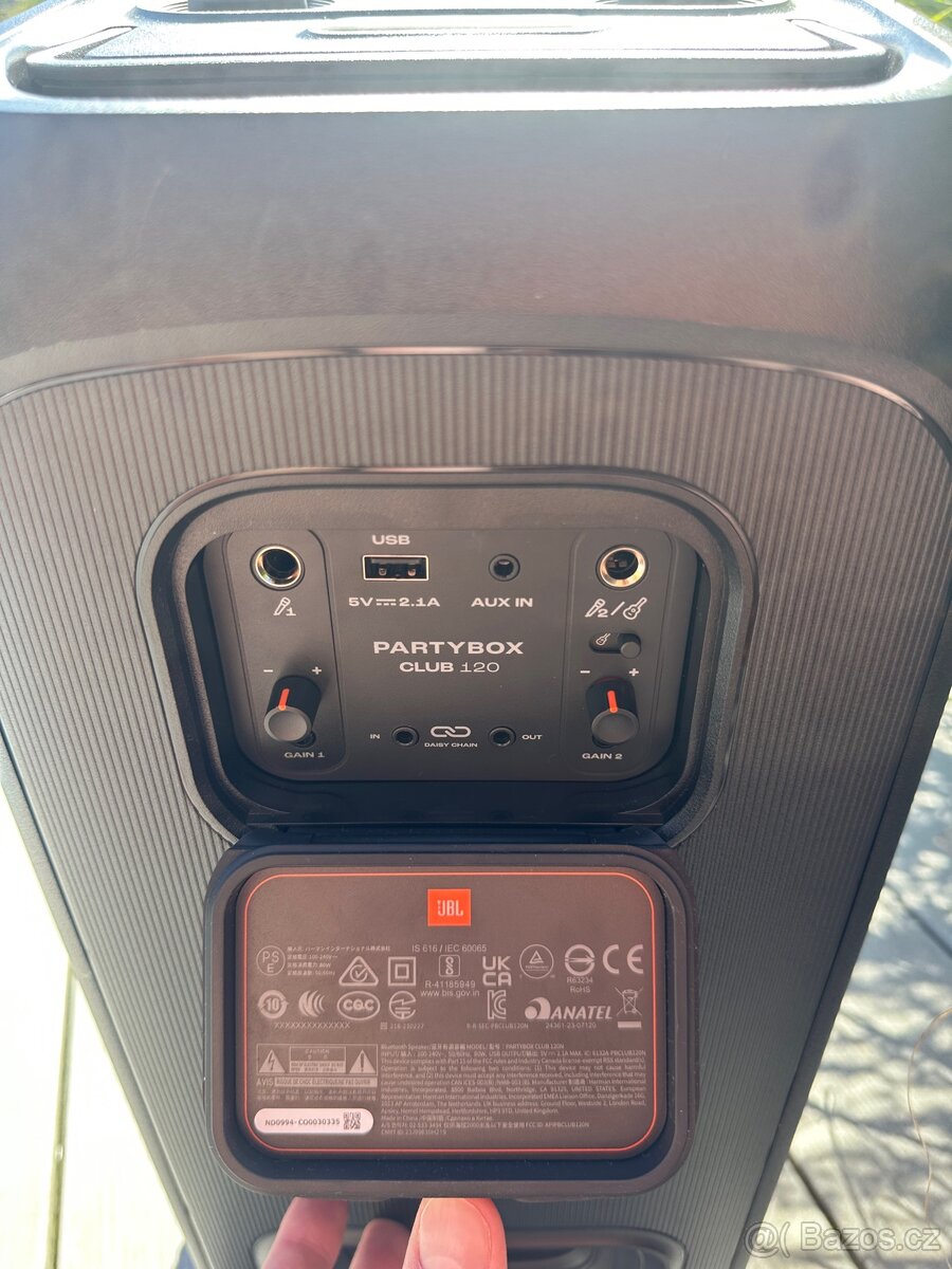 Zapůjčení JBL Partybox 120 - 3