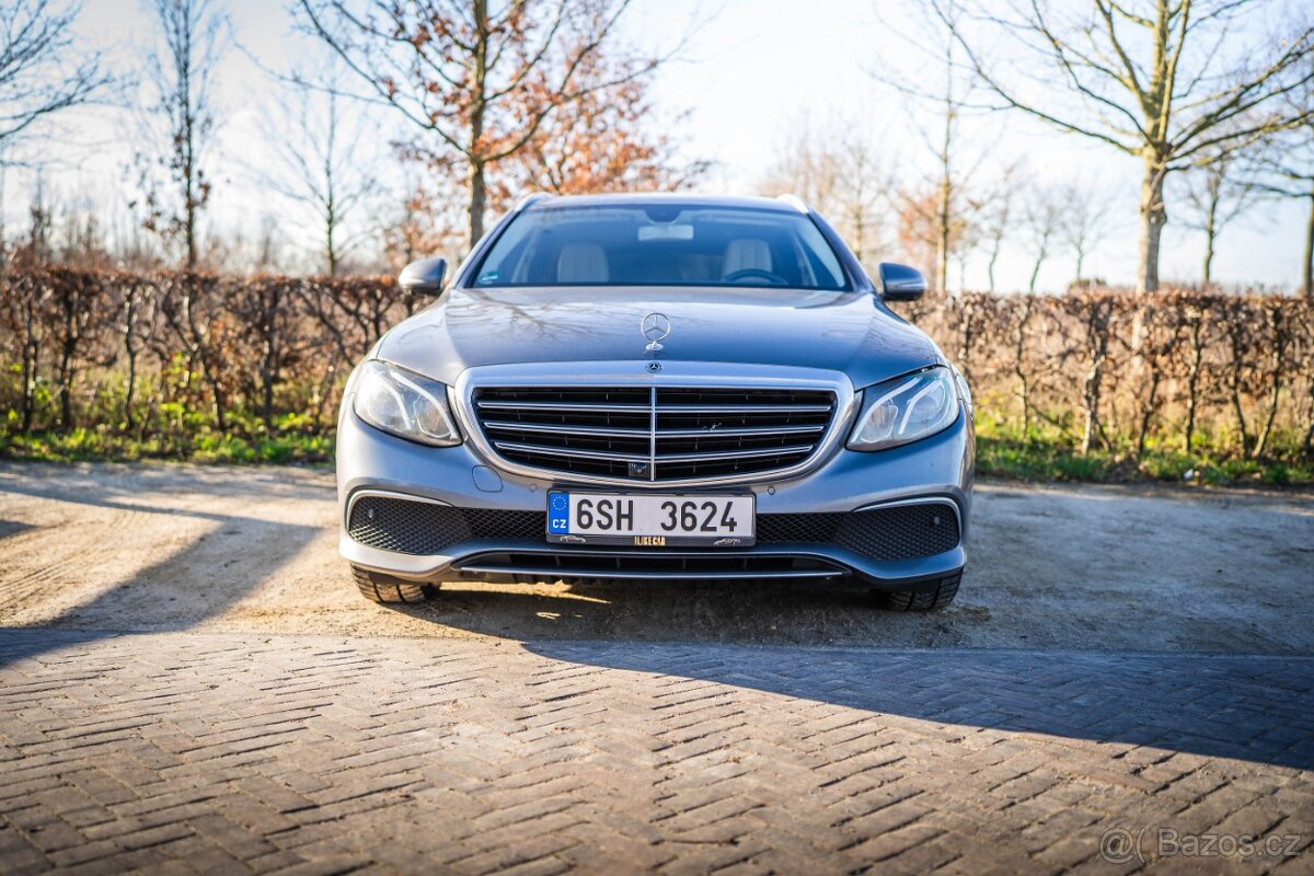 Mercedes-Benz E 220 D 4MATIC 2019 - 3