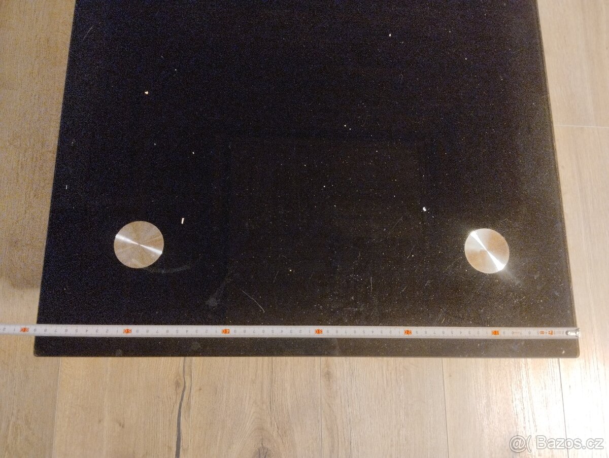 Skleněný stůl k sedačce - 3