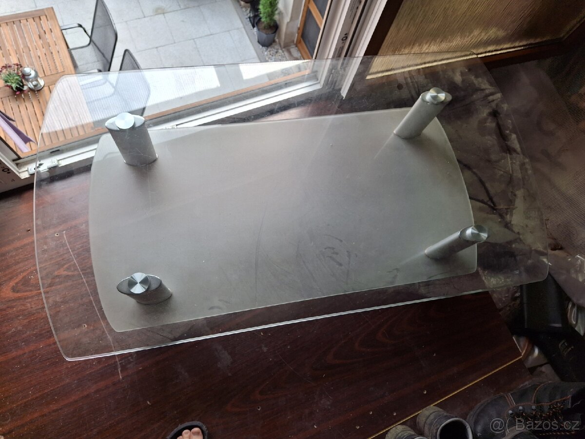 Skleněný stůl - 3