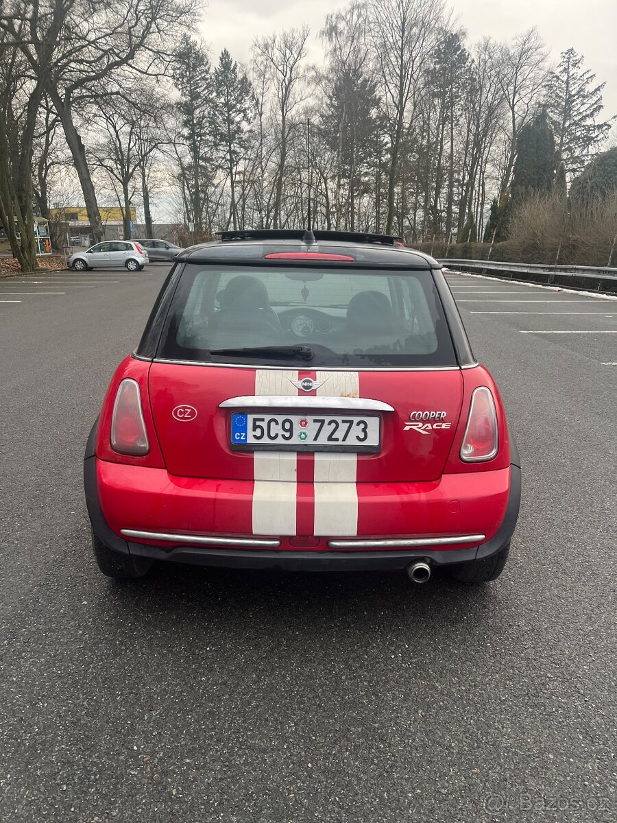 Mini Cooper r50 1.6 85kw - 3