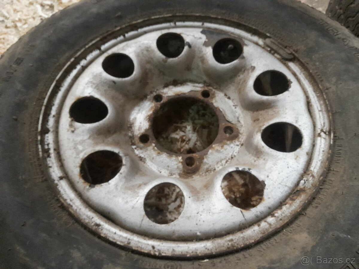 Kola Suzuki Samurai Vitara - 3