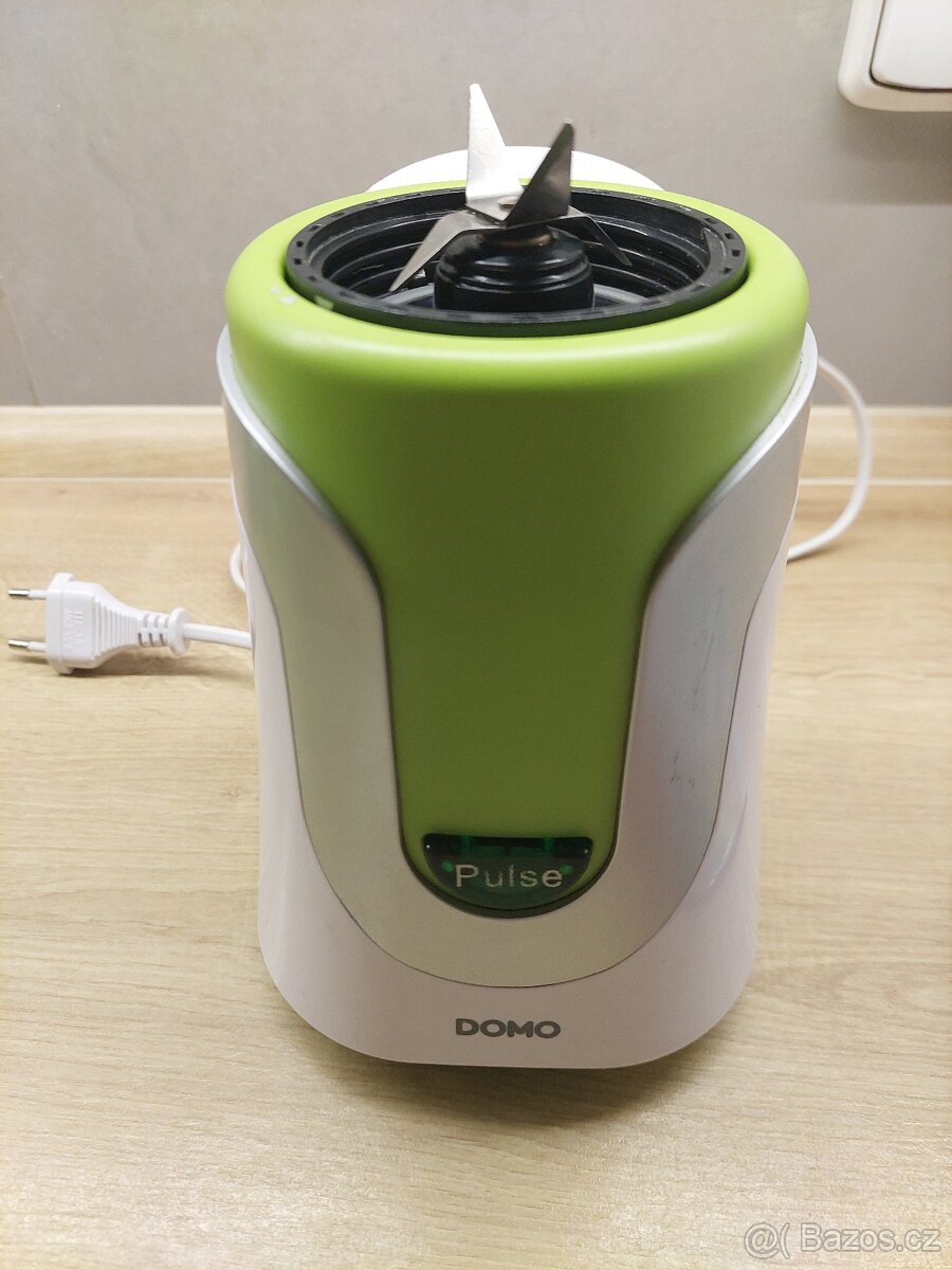 Smoothie mixér DOMO - 3