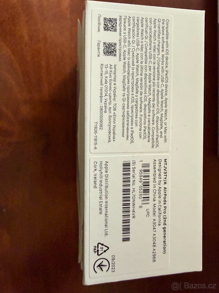 Apple AirPods Pro 2nd Gen MagSafe Wireless - 3