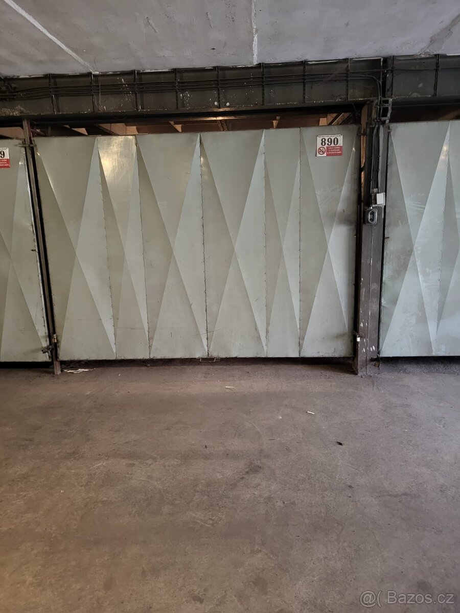 Prodej garáže - 3