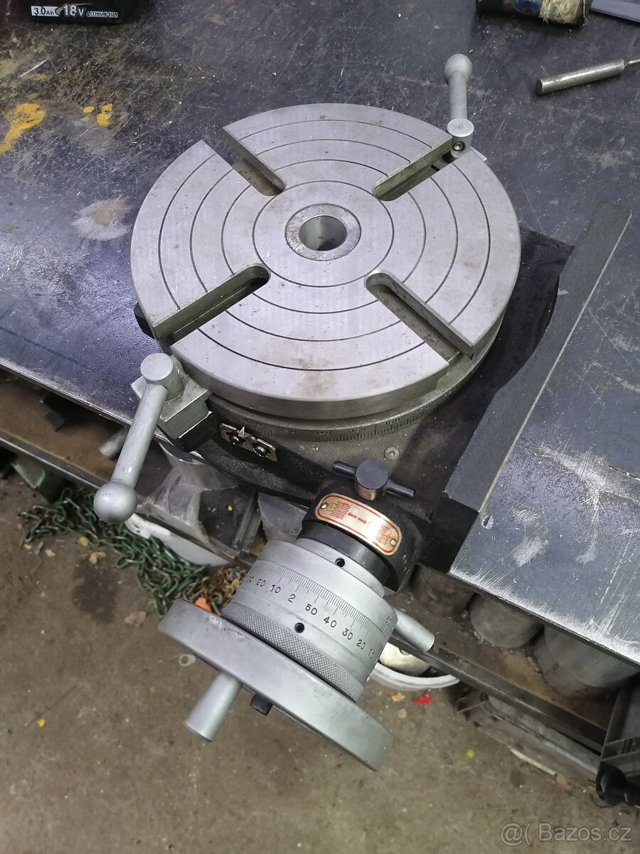 Otočný stůl, dělička - 3