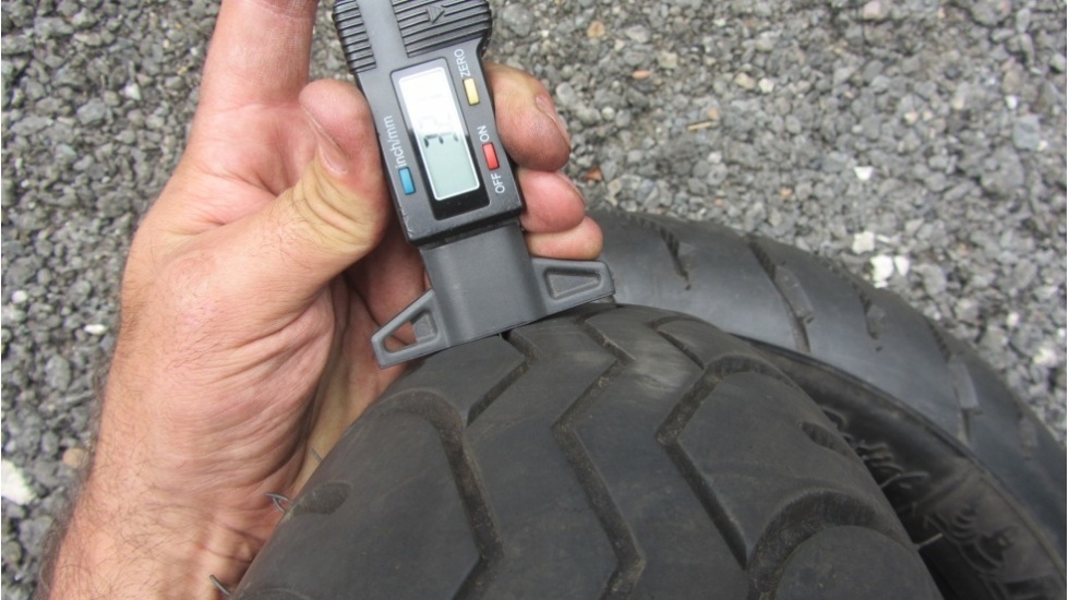 Metzeler 140/80/17, DOT3712 - 3