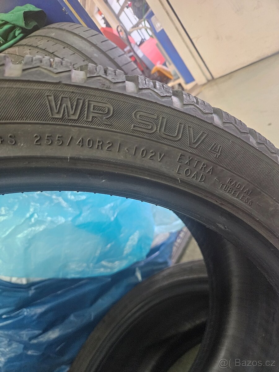 255/40 r21 nokian zimni - 3