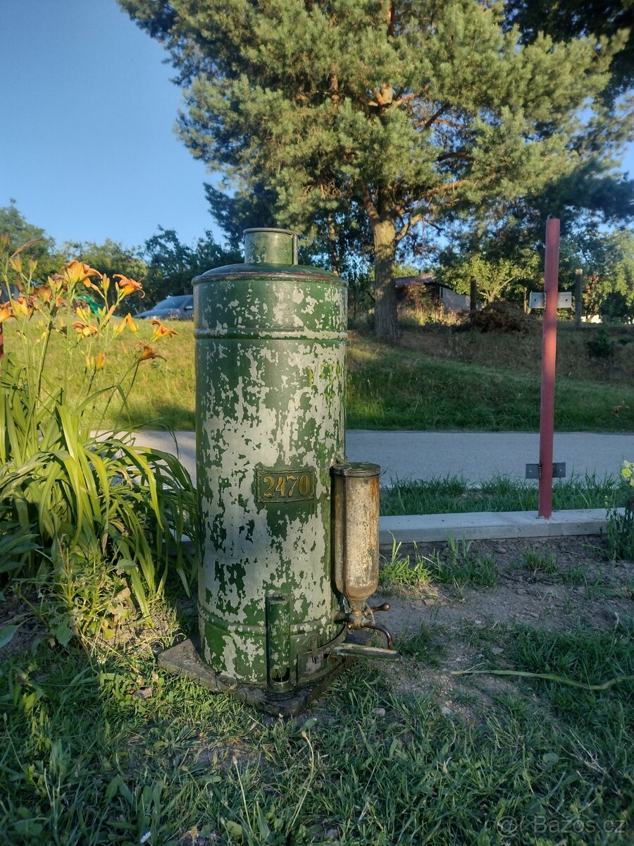 Zásobník na petroel - 3